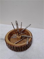 Nutcracking tools with decorative Bowl