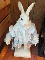 37" TALL WHITE RABBIT STATUE