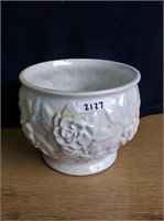 Porcelain plant pot