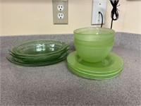 11 pc green glassware, including uranium/ vaseline