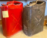 R - LOT OF 2 SPARE GAS CANS (R36)