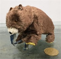Occupied Japan wind up bear (works)