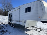 2004 FOREST RIVER CHEROKEE 27 FT 5TH WHEEL