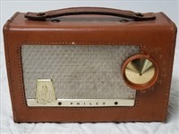 Philco D-655 Portable Leather Case Radio