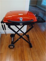 Dual stainless steel burner propane tailgate grill