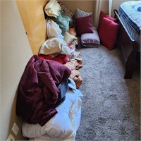 Bedding- Comforter Blankets & 19 Pillows Decor +