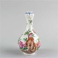 Republic Chinese Porcelain Garlic Vase Qianlong Mk