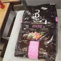 7.2kg of Small Dog Food