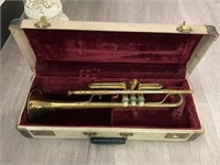 Vintage Silvertone Trumpet in Case.