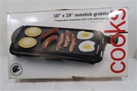 Cooks non-stick Griddle-10"x9"