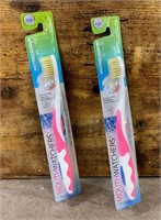 2 Toothbrushes