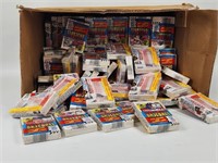 LARGE ASSORTMENT OF 1990 FLEER CELLO PACKS