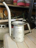 Brookins ¼ Gal. Oil Can w/Oil Spout