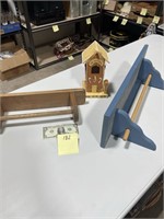 2 Shelves / Towel Rack, Decorative Birdhouse