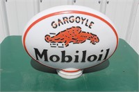 Gargoyle Mobiloil- egg-glass