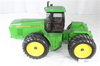 John Deere 8870 Articulating Tractor