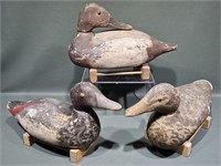 2 VARIOUS FACTORY DECOYS 1 BRANDED CLEGHORN