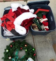 F - MIXED LOT OF CHRISTMAS DECORATIONS (G33)