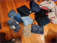 Lot of women's jeans size 10 & bag