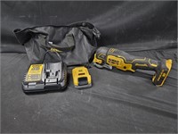 Dewalt Cordless Oscillating Multi-tool. Battery,