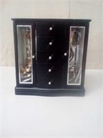 Jewelry box with 5 drawers with some jewelry