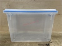 20qt clear plastic container