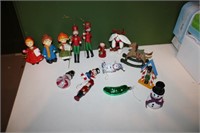 Vintage ornament lot