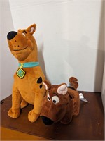 Stuffed Scooby Doo and Scrappy Doo lot