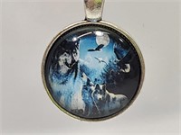 Wolves Necklace 18"