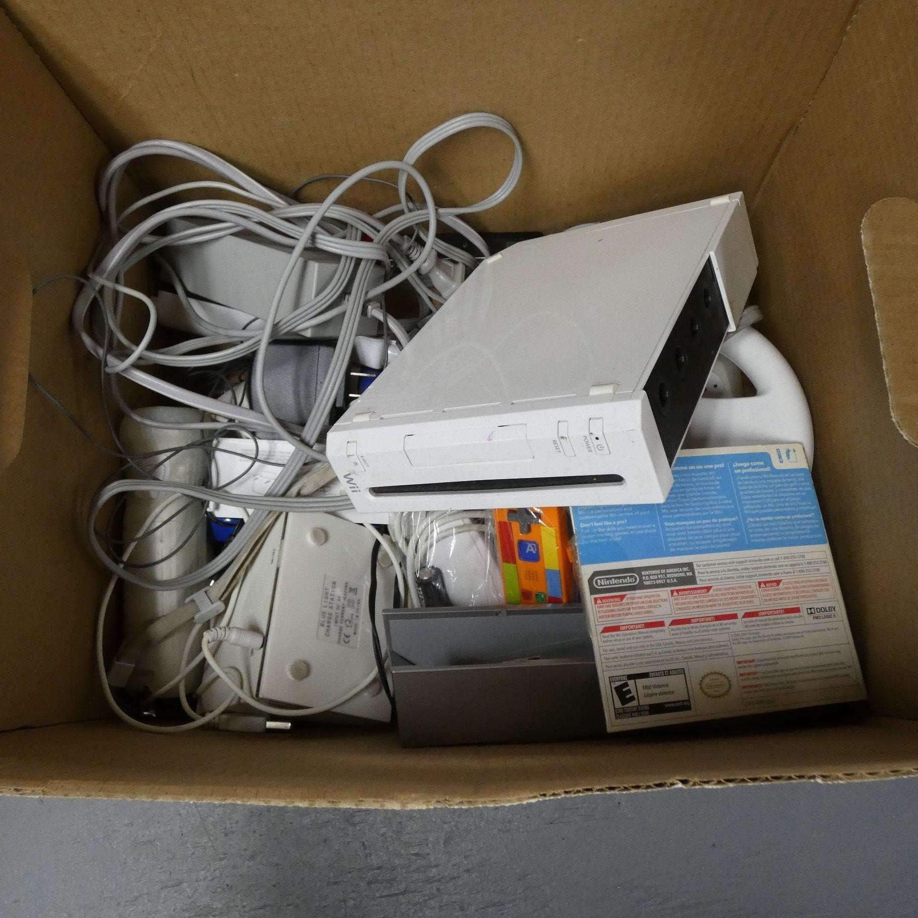WII Game System & Video Games - Accessories