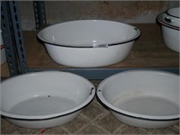 Vintage Enamelware Oval Tubs - White w/ Black