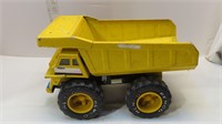 Remco toy dump truck