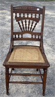 DETAILED ANTIQUE SOLID OAK CANE SEAT CHAIR