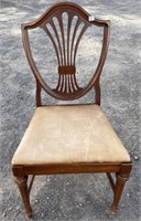 PRETTY WIDE SEAT MOHAGANY DINNER CHAIR