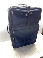 Air Canada suitcase 26x18x10