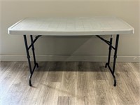 Plastic Top Folding Table