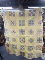 Beautiful Handmade Quilt, 78"x68"