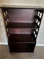 4 Shelf Cabinet