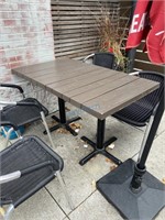 Single Pedestal Patio Table w/ Slat Wood Top