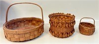 GOOD TRIO OF 1ST NATIONS HAND MADE SPLINT BASKETS