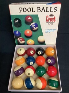 Vintage Crest Professional Billiard Set