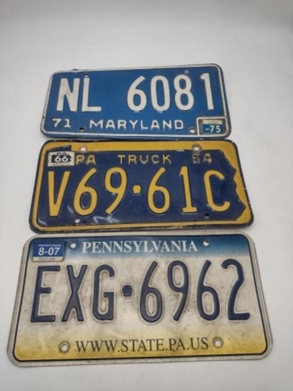 Vintage MD & PA License Plates (3)
