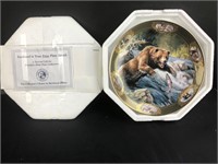 Franklin Mint Official Grizzly Bear Plate