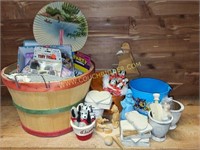 Miscellaneous Crafts, Toys and Decor