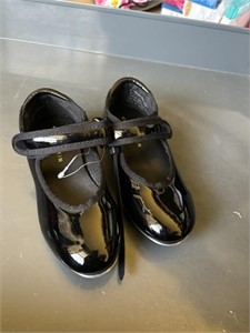 size 9 black tap shoes girls