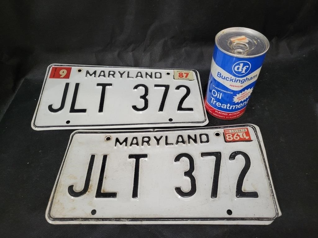 VTG Buckingham Premium Oil Can & MD Plates