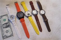 lot 5 nice wrist watches modern