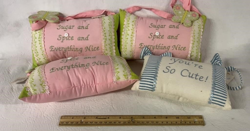 SMALL BABY BED PILLOWS. FOUR TOTAL