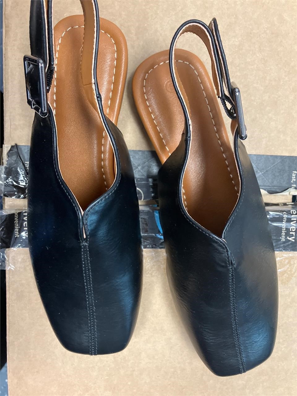 Women’s flats size 5