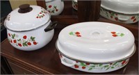 Strawberry Cookware